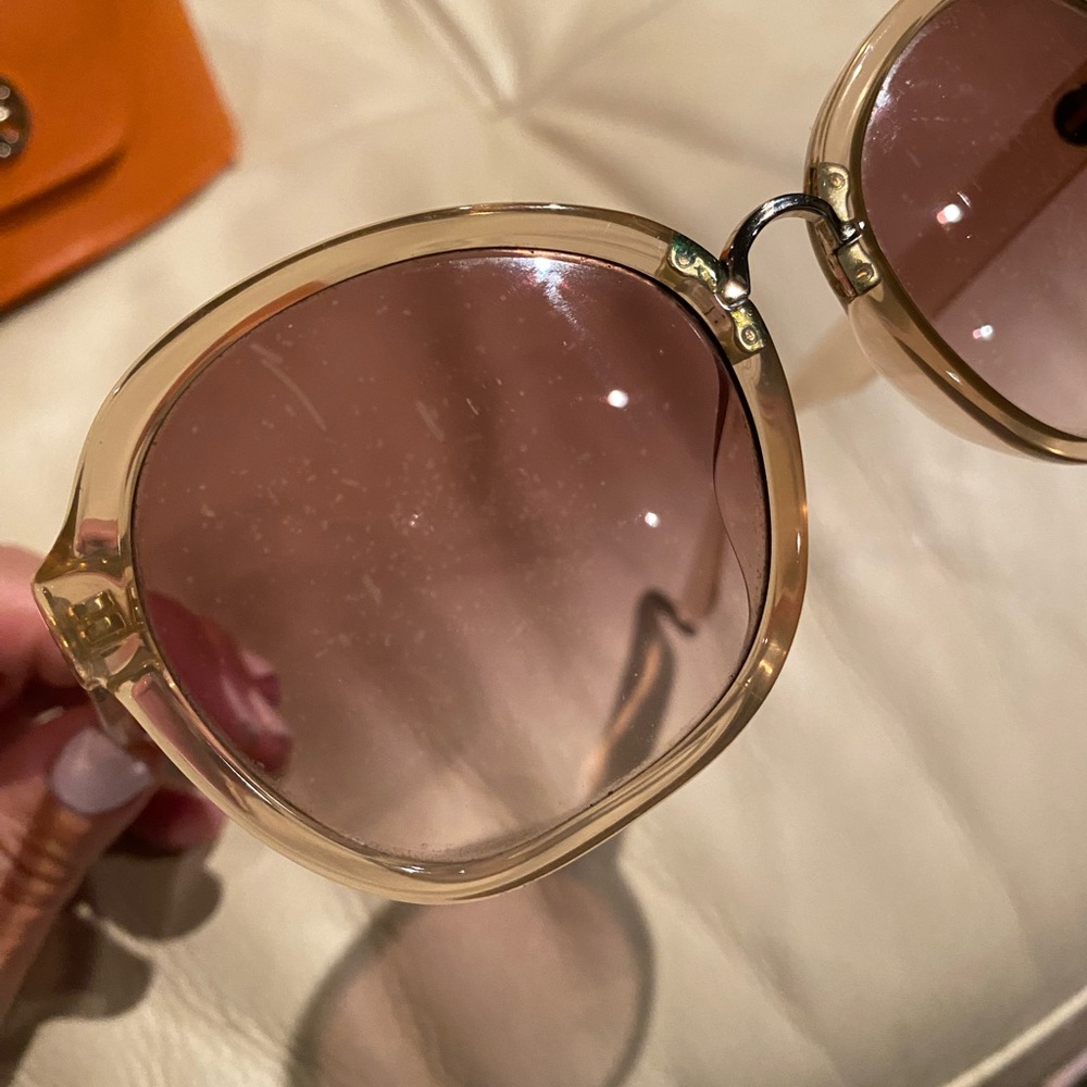 Tory Burch TY9056U Sunglasses with leather case. - Picture 9 of 11